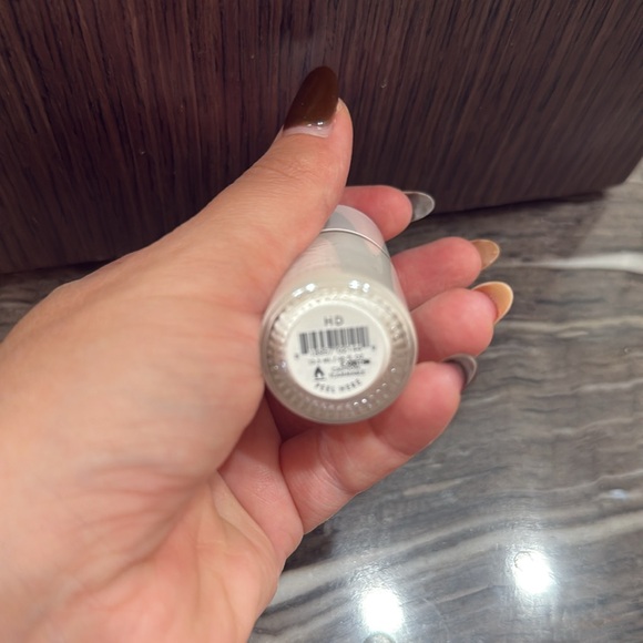 Olive & June Nail Polish- The Topcoat and 
STELLAR LONG LASTING POLISH - Picture 8 of 15